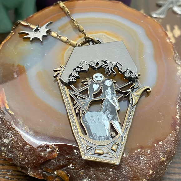 Nightmare Before Christmas Necklace/Extra Pendant - Picture 12 of 12